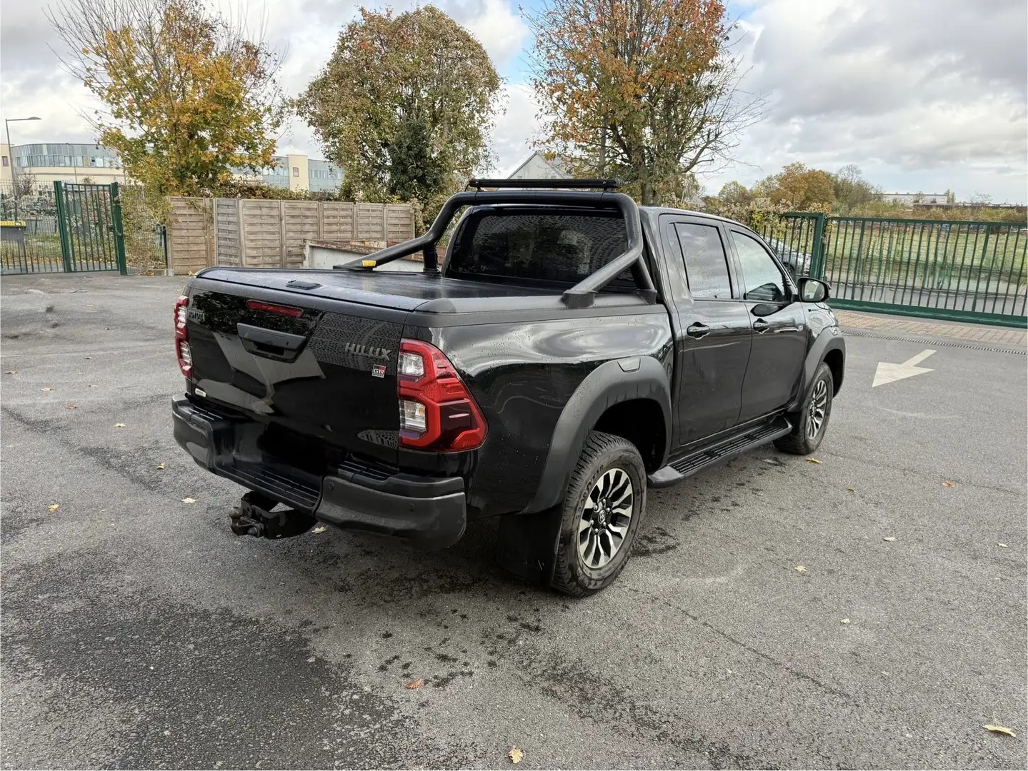 Toyota Hilux DBLE CAB 4WD 2.8L 204 D-4D BVA GR SPORT – Image 14